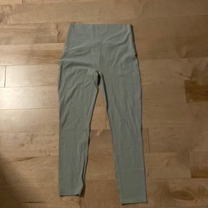 Ivivva green leggings